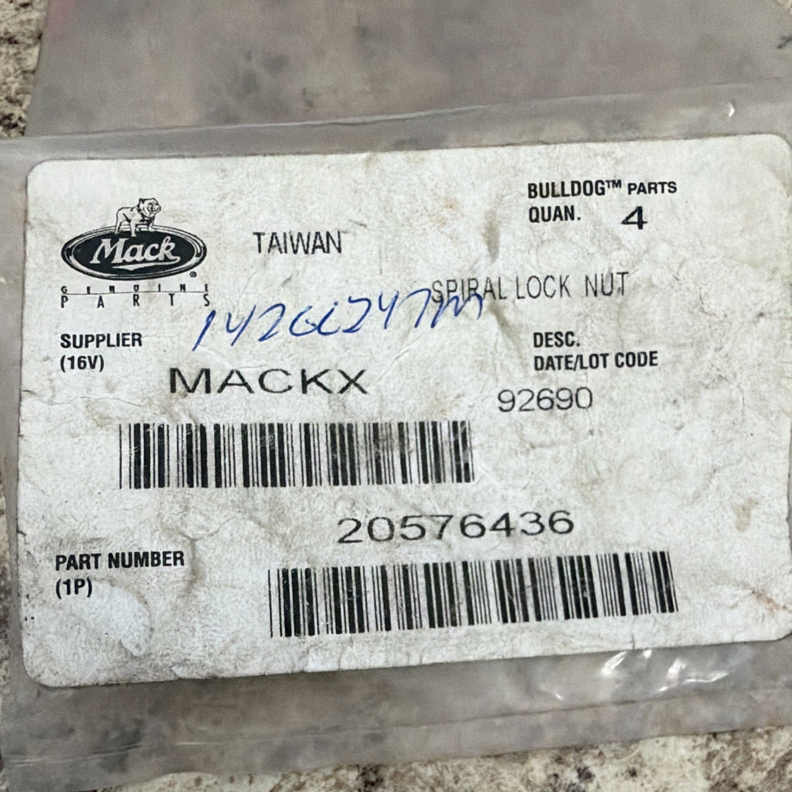 Genuine Mack Spiral Lock Nut 20576436