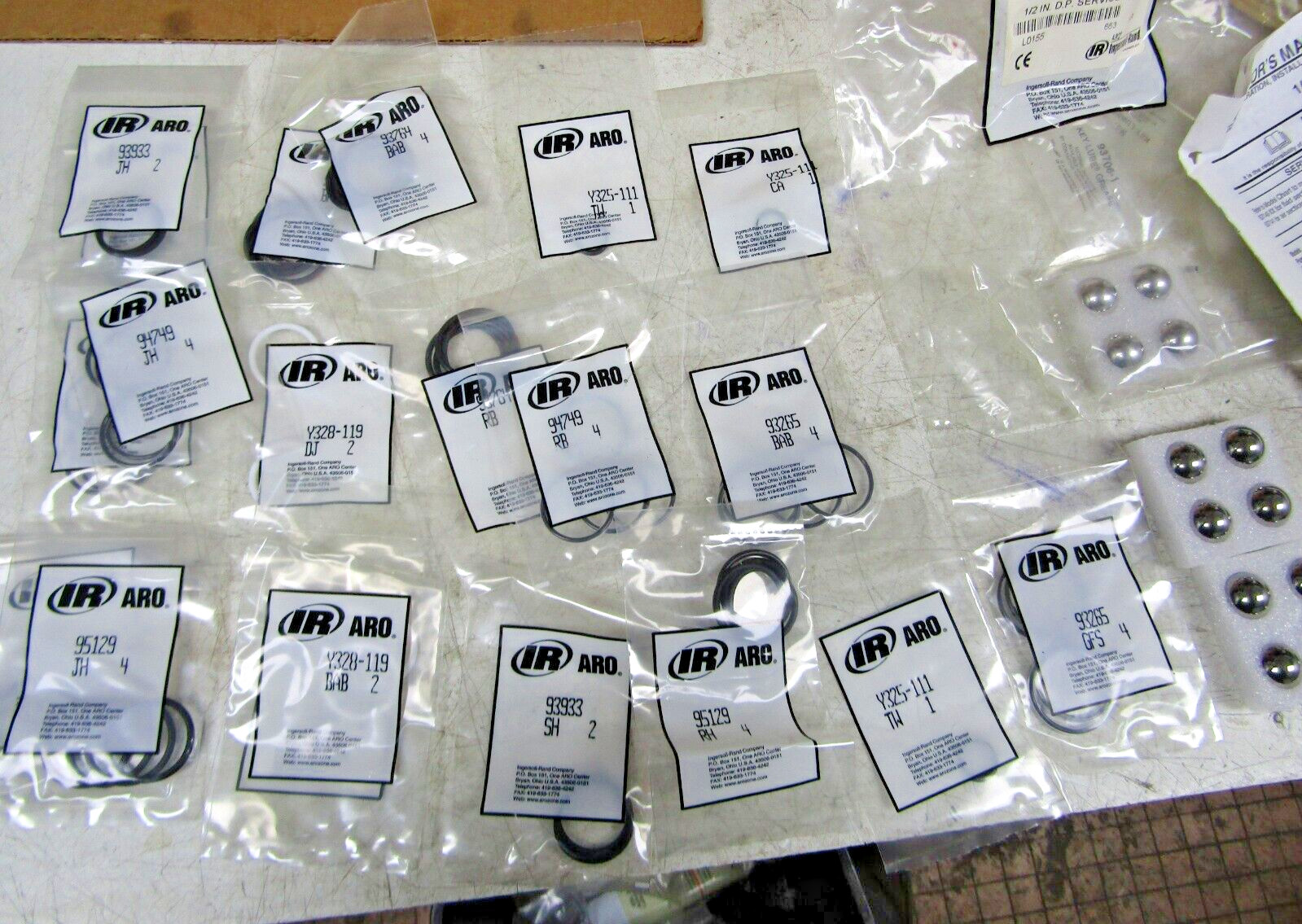 ✌️NEW ARO 637140-A4 DIAPHRAGM PUMP REPAIR KIT MIXED NEW PARTS