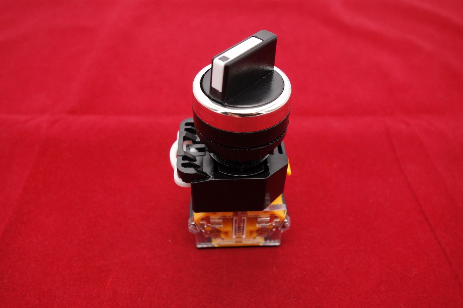 2PCS 22mm Plastic 2 Position Momentary Selector Select switch 1NC/1NO LA38