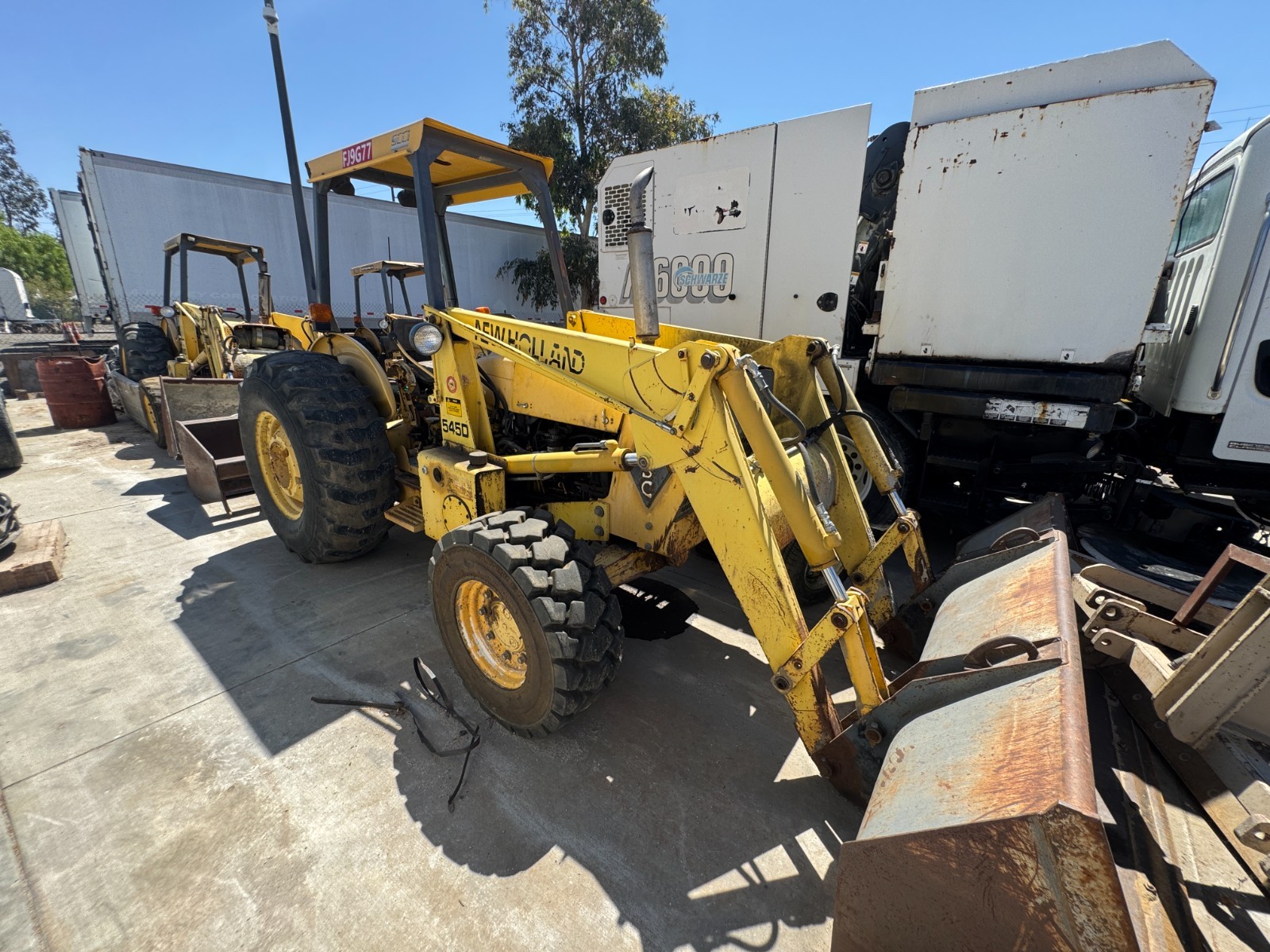 New Holland 545D Skiploader