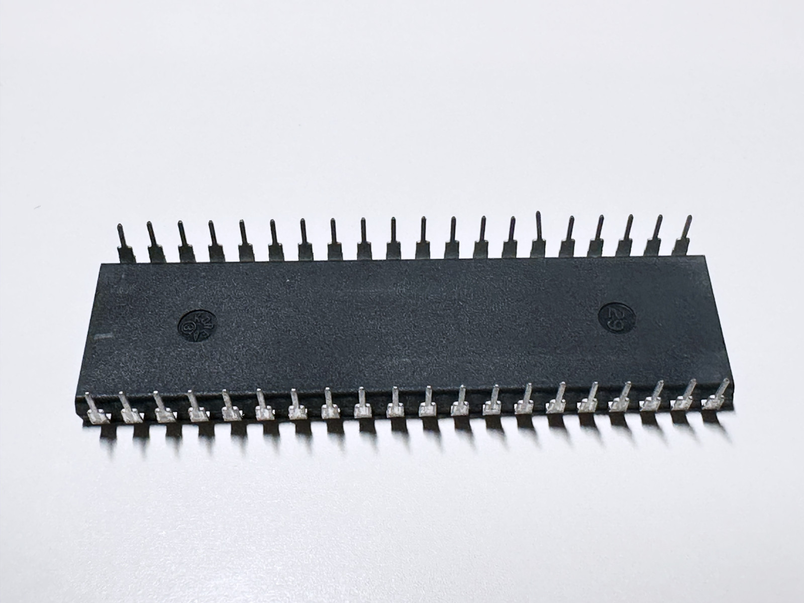 1X DMC80C39 APPIAN CMOS Single-Chip 8-bit Microcomputer 2KB ROM 128B RAM DIP-40