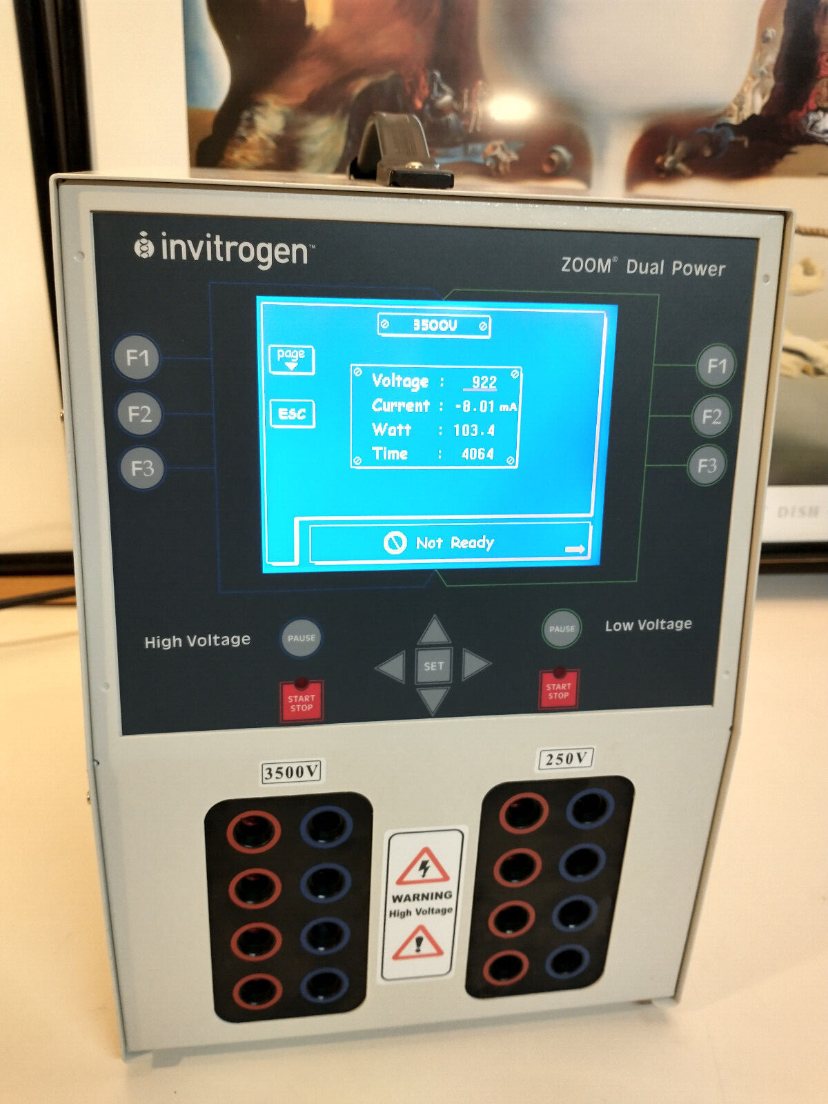 Invitrogen Zoom Dual Electrophoresis Power Supply USED