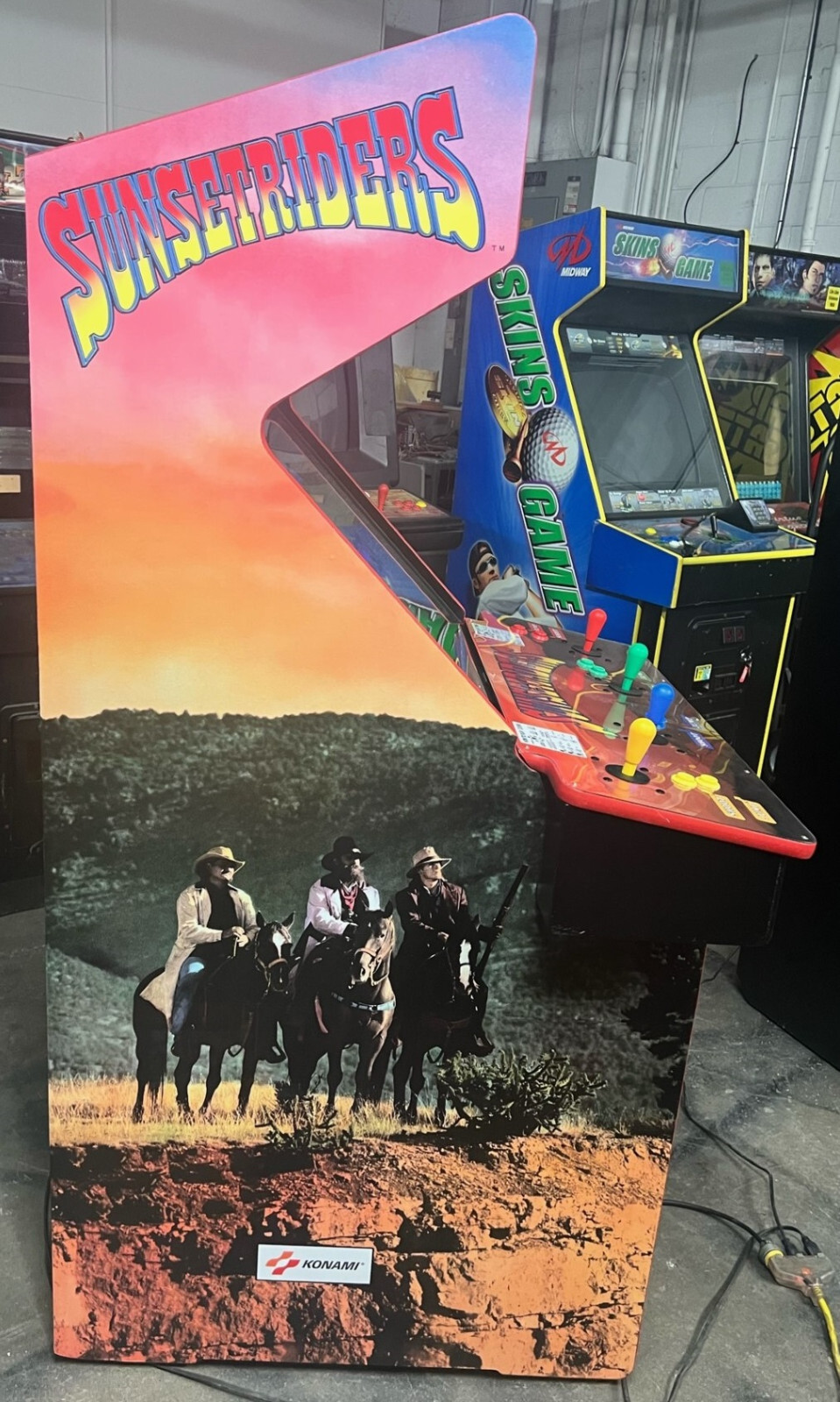 SUNSET RIDERS ARCADE MACHINE by KONAMI 1991