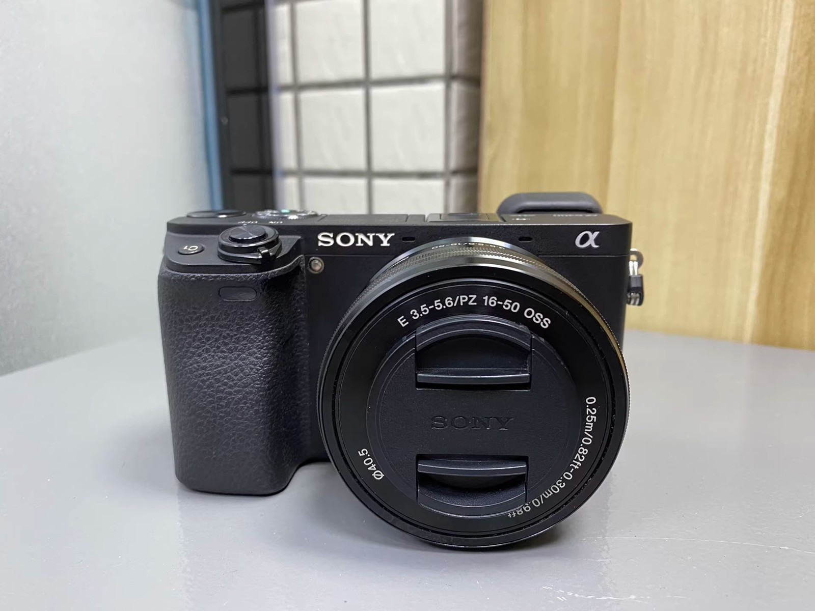 Sony Alpha A6300 24 50Mm 4K 24Mp F3.5 210Mm 2MP Mirrorless Digital