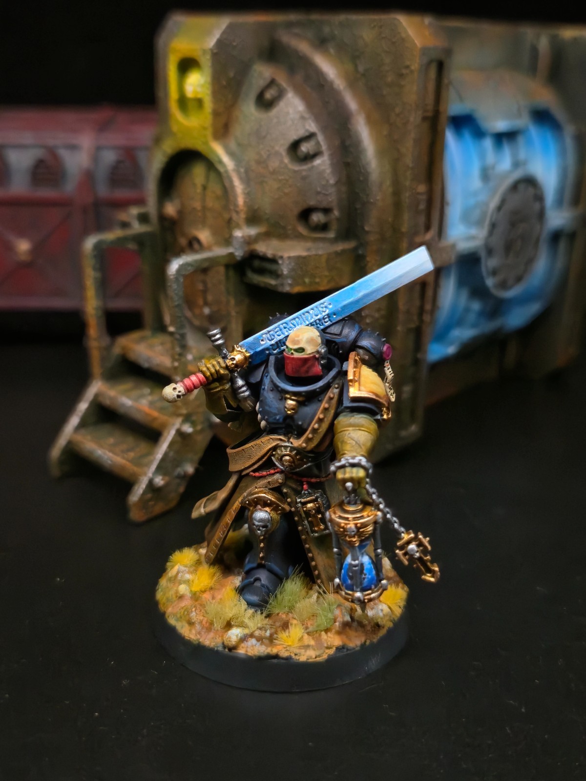 Warhammer 40k Space Marines Blood Ravens Judicar w/ 2 Magnetized Head Options. .