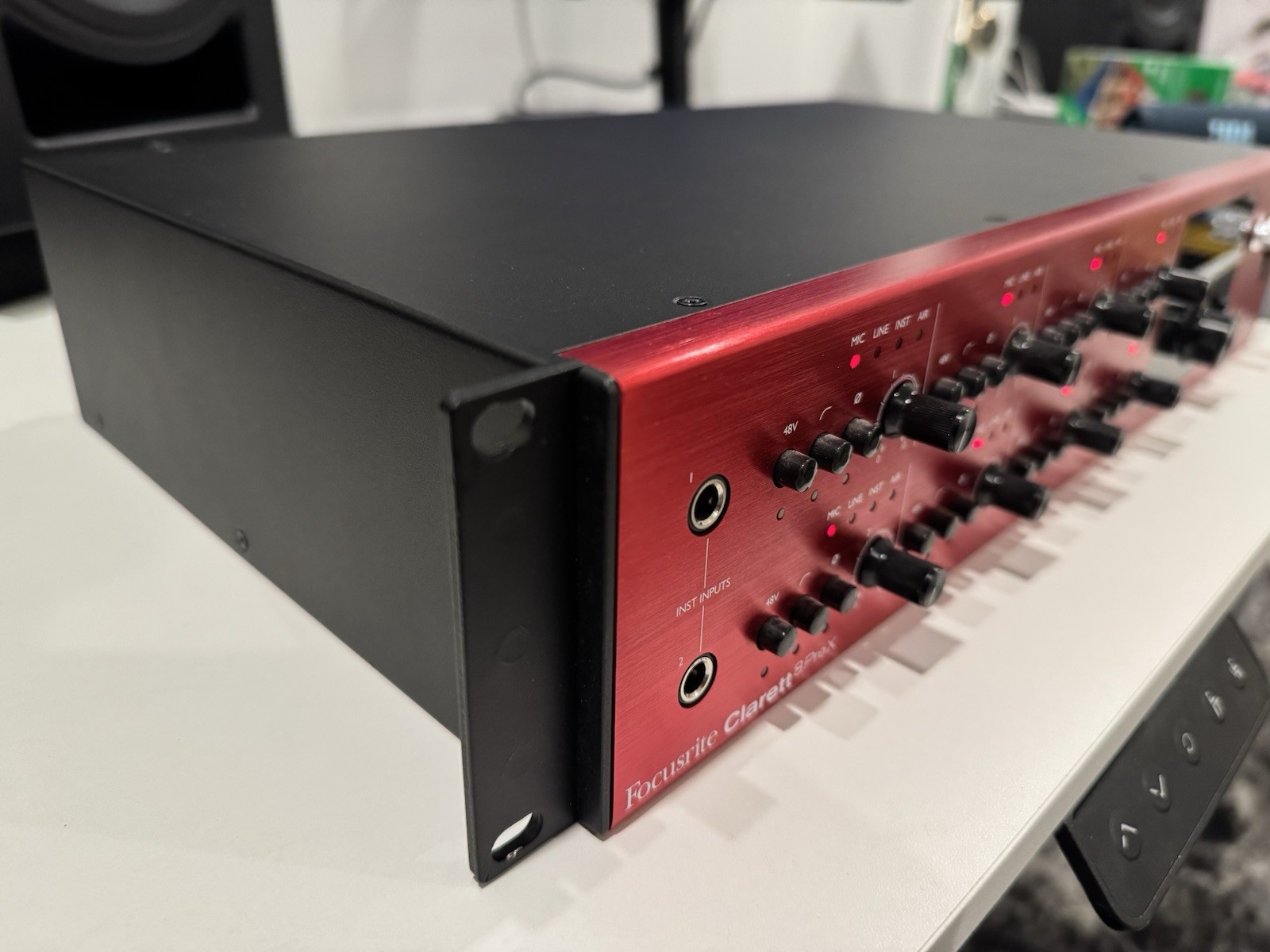 Focusrite Clarett 8PreX Thunderbolt Rackmount Audio Interface w/ ADAT MIDI