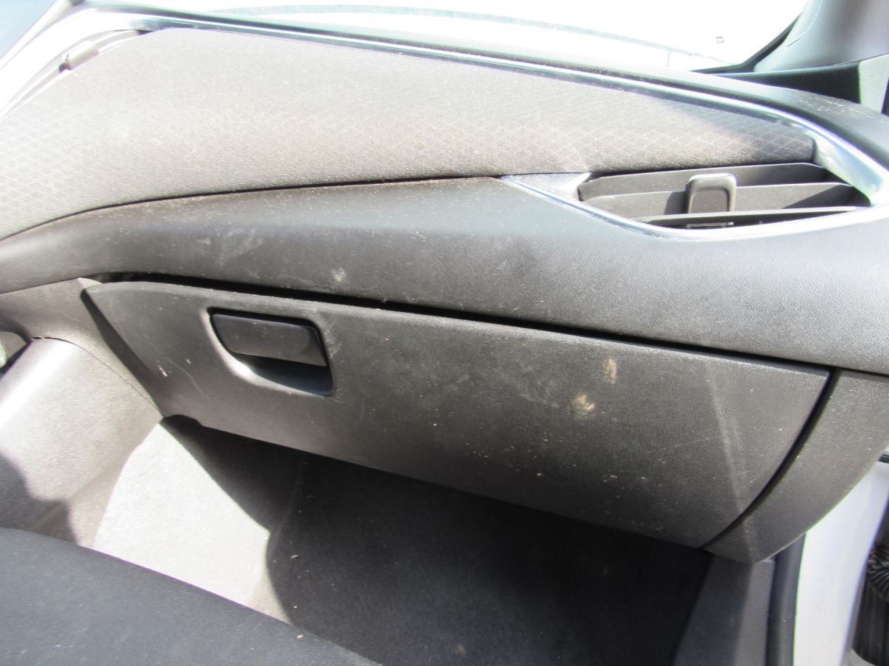 MALIBU    2020 Glove Box 1013091