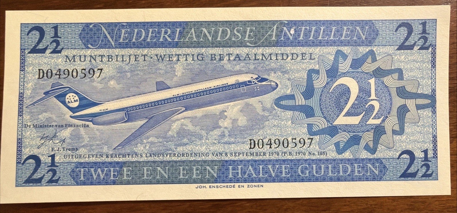 1970 Netherlands Antilles 2 1/2 Gulden World Banknote