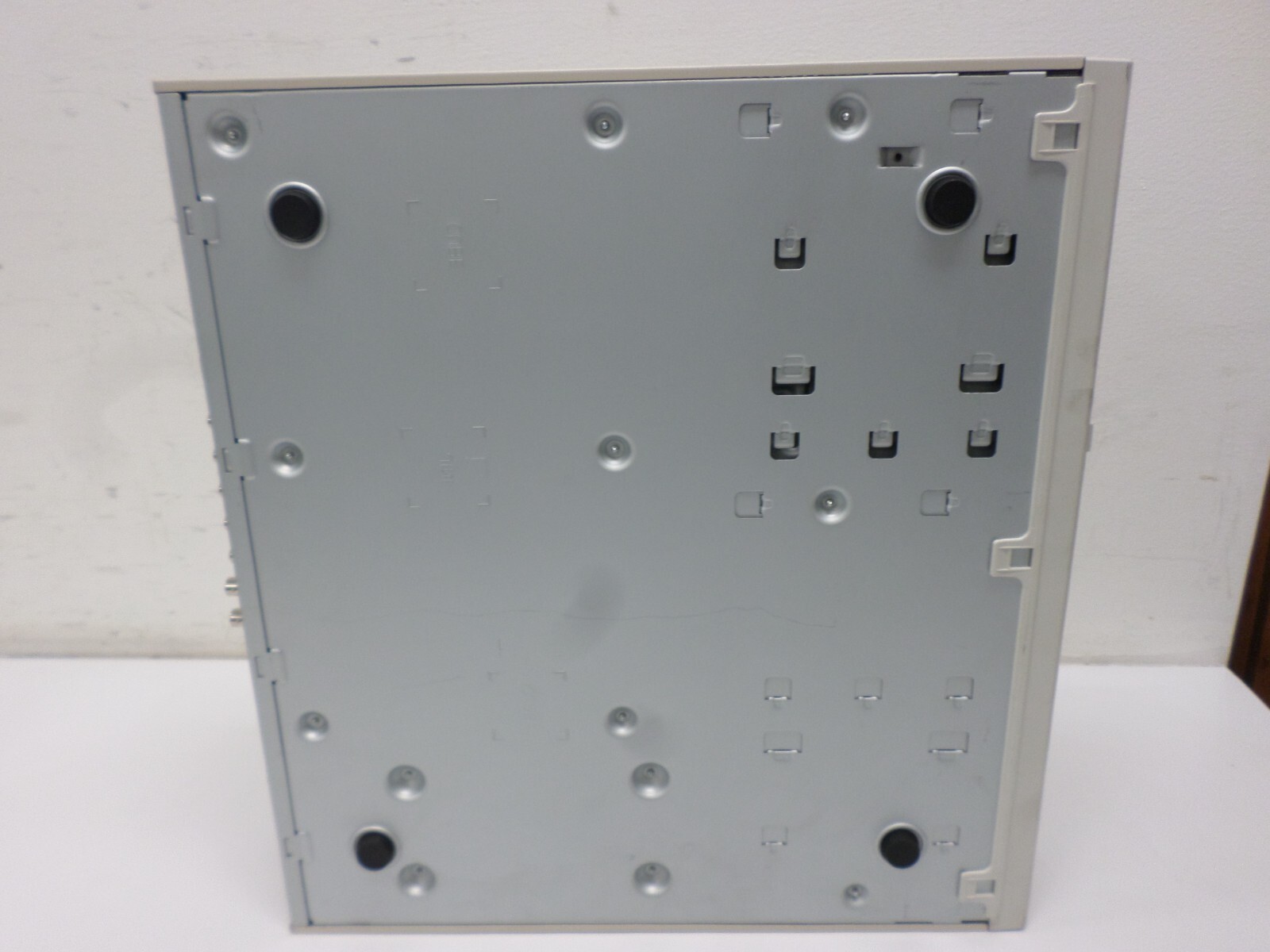 USED DRC16H-3TB 16 Channel DVR 3TB