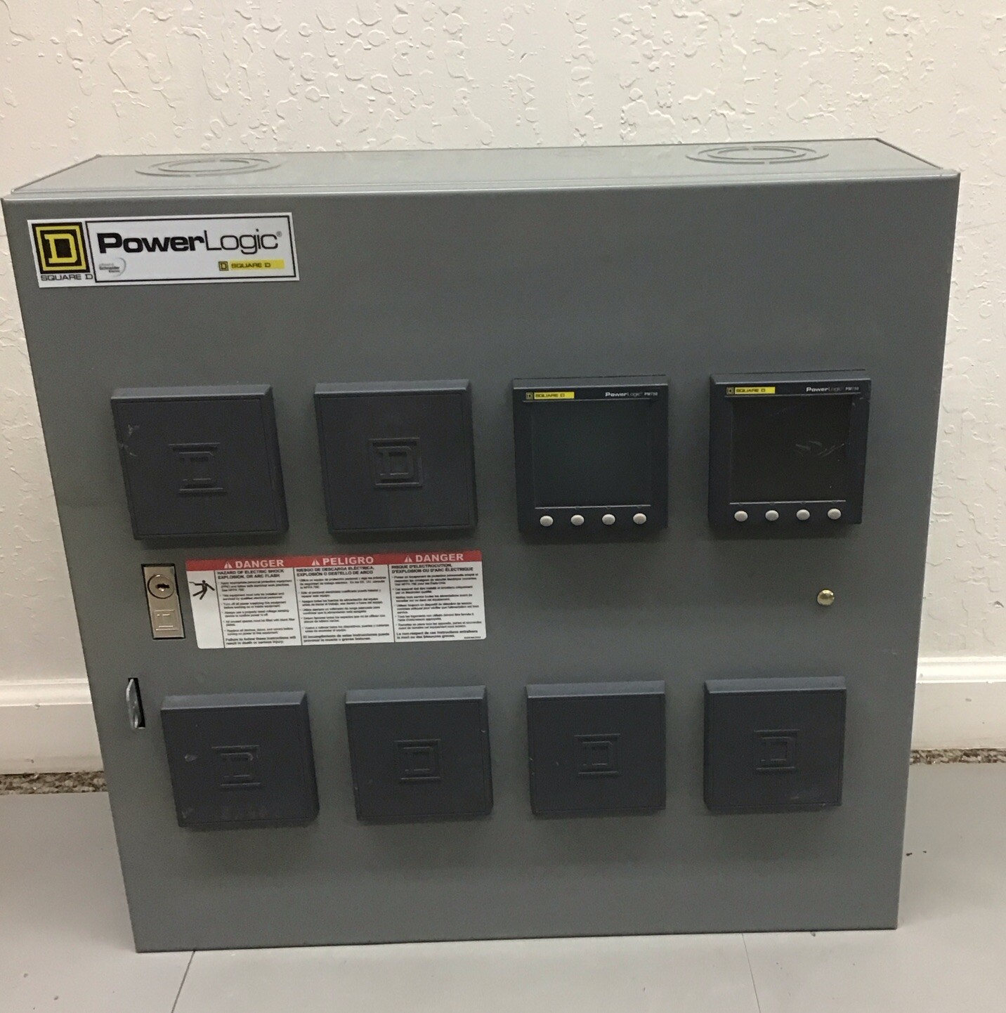 Power Logic HDMPM75048382  Power Metering Cabinet, 480V, 3 Ph (R28)