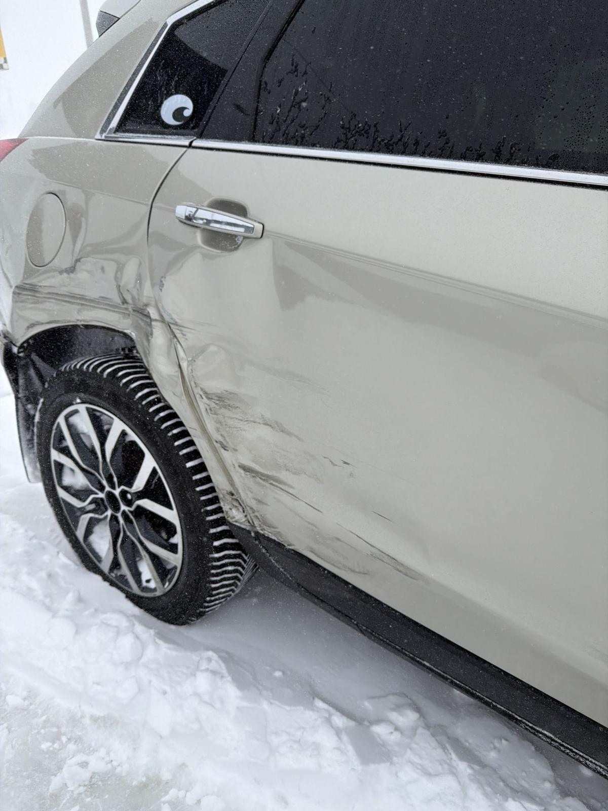 Used Floor Jack fits: 2013 Cadillac Srx Grade A