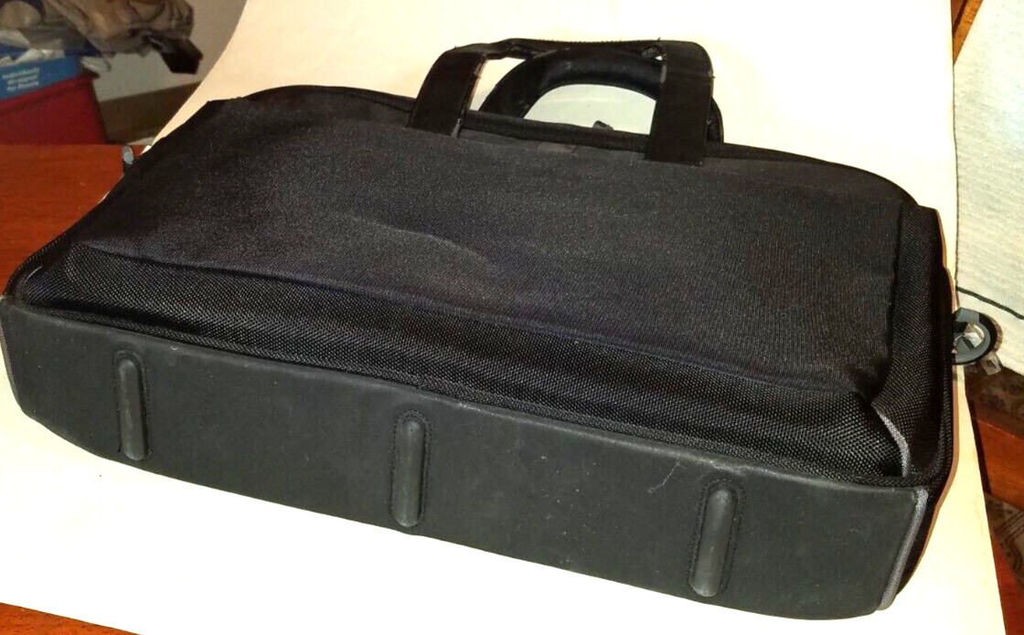 HP Laptop Bag With Adjustable Strap USED (B)