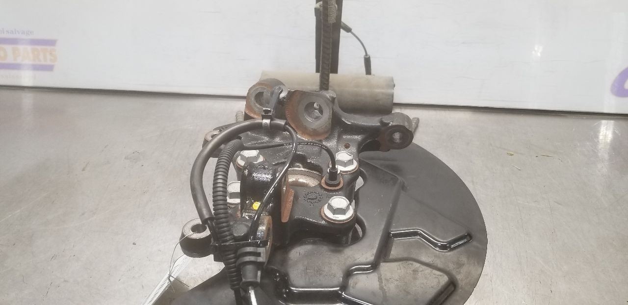 21 FORD MUSTANG GT SPINDLE KNUCKLE FRONT RIGHT PASSENGER