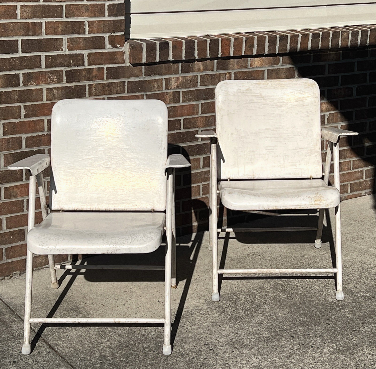 SET OF  VINTAGE RUSSEL WRIGHT MCM FOLDING SAMSON LAWN PATIO CHAIRS SHWAYDER BROS