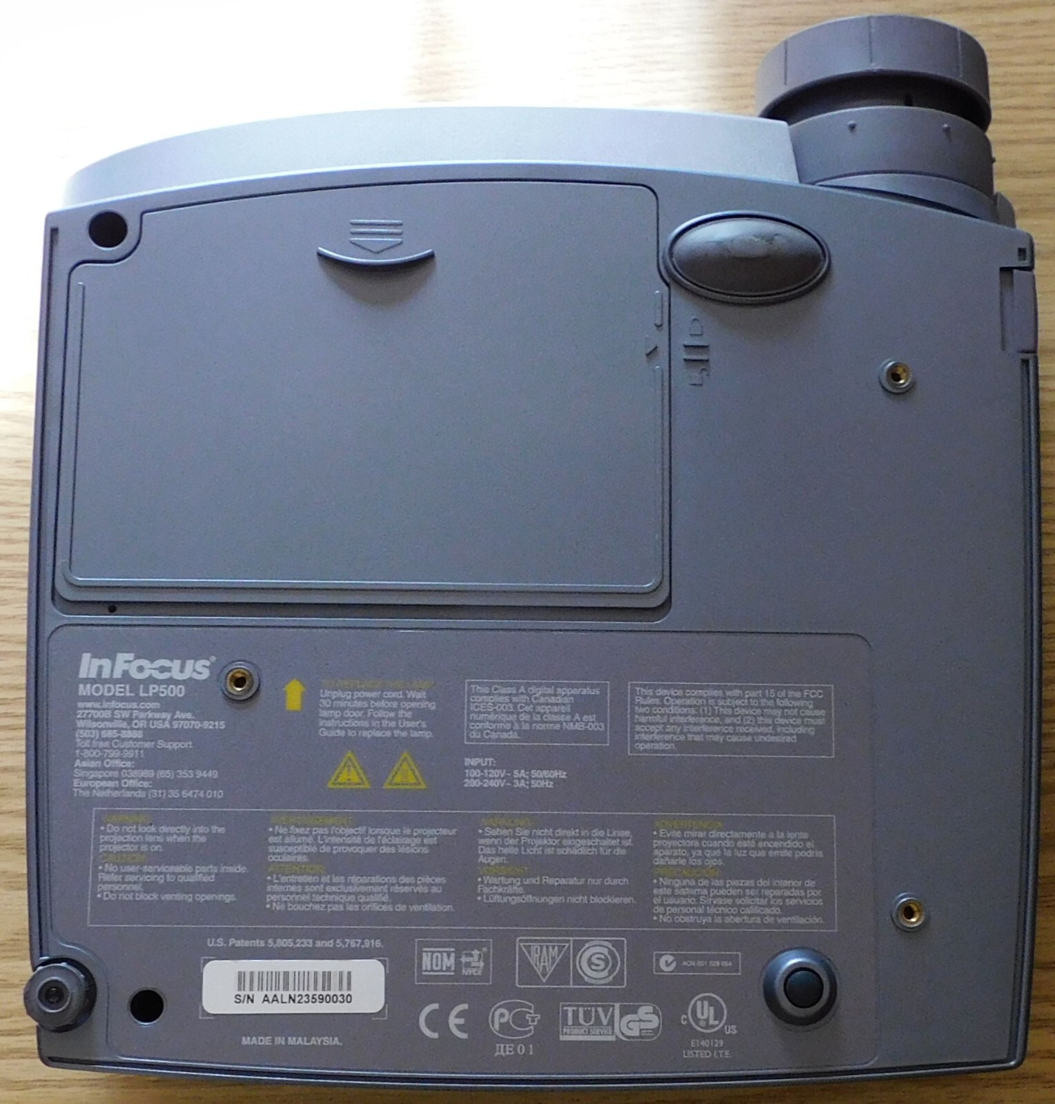 InFocus Projector Model LP500 with Remote and Cables, Working