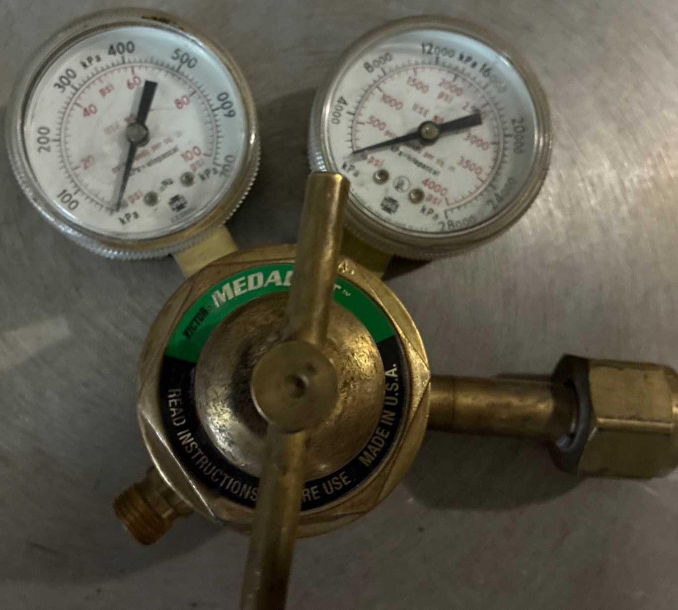 Victor Medalist Model 250-80-540 Medium Duty Oxygen Regulator