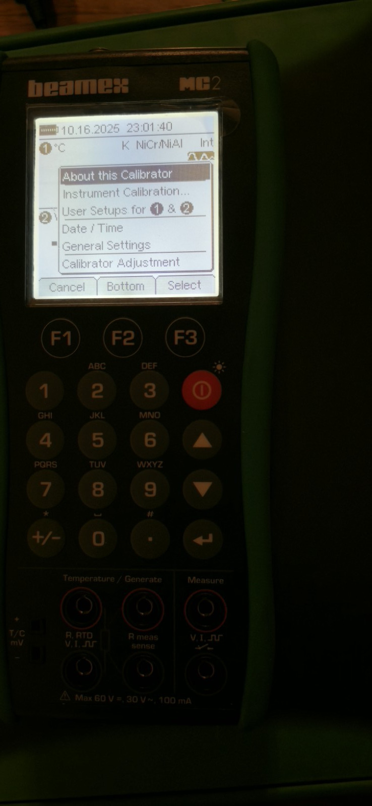 Beamex MC2-MF Pressure / Electrical / Temperature Calibrator + Xtras.