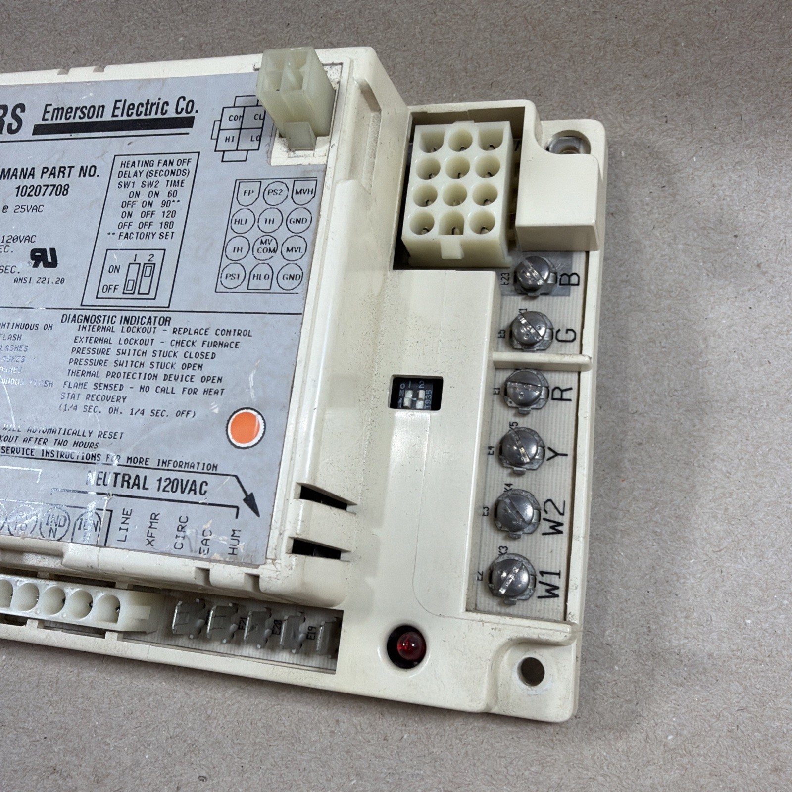 TESTED🔥🔥 Furnace Control Circuit Board 50A51-215 White Rodgers