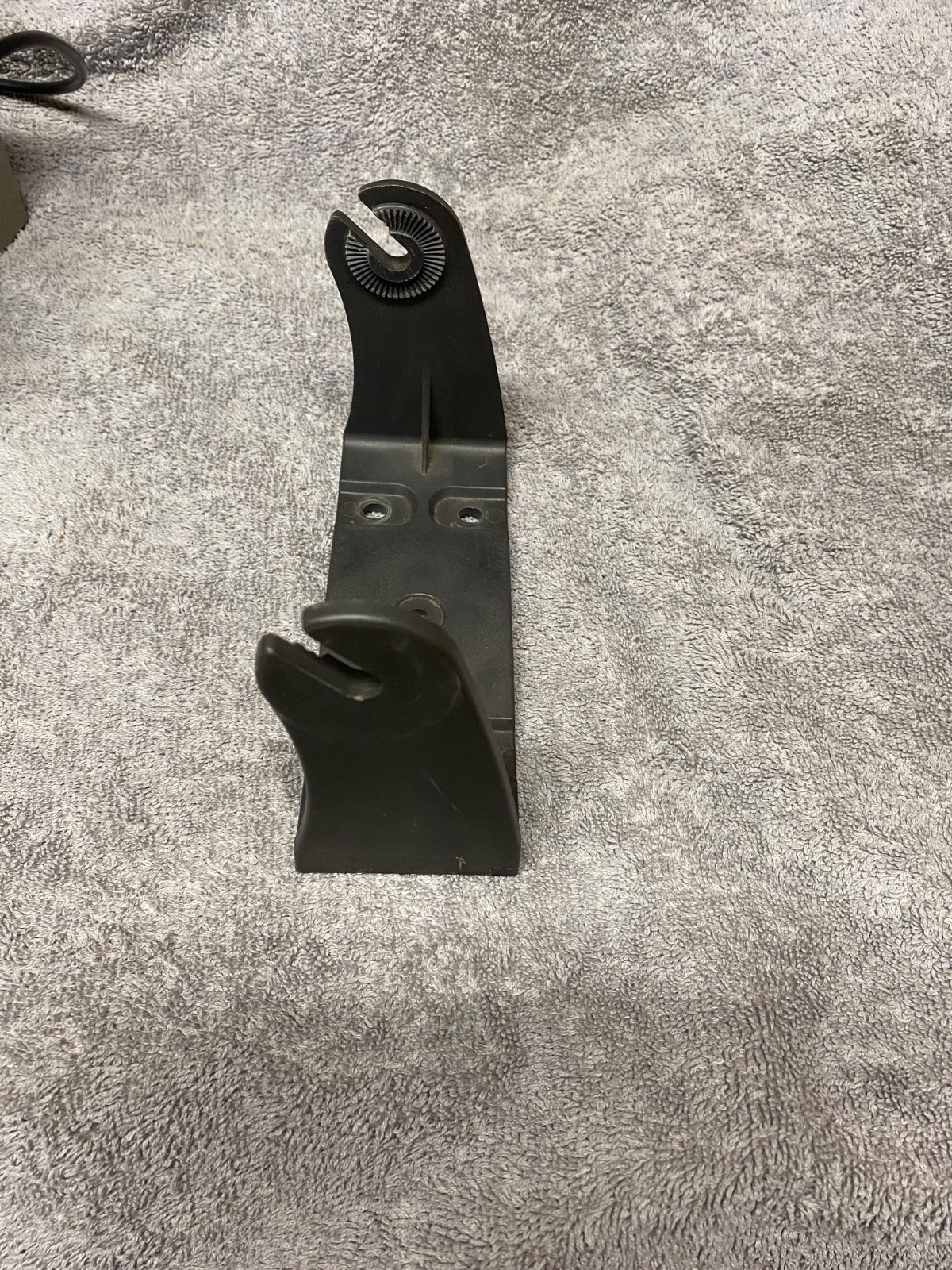 LOWRANCE EAGLE GB-14 FISHFINDER MOUNTING BRACKET