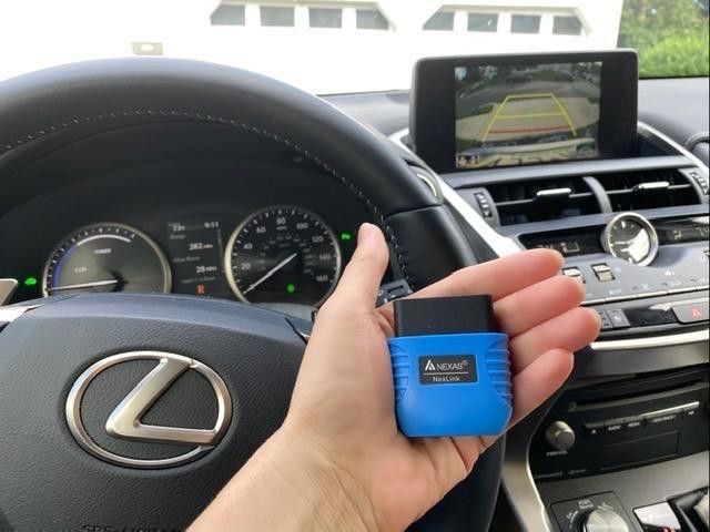 NEXAS NexLink Car Motorcycle EOBD OBD2 Scanner Auto Diagnostic Tool Code Reader