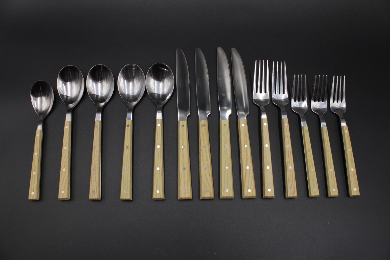 14 Cambridge Stainless Steel Flatware Set Light Tan Wood Handle Knife Fork Spoon