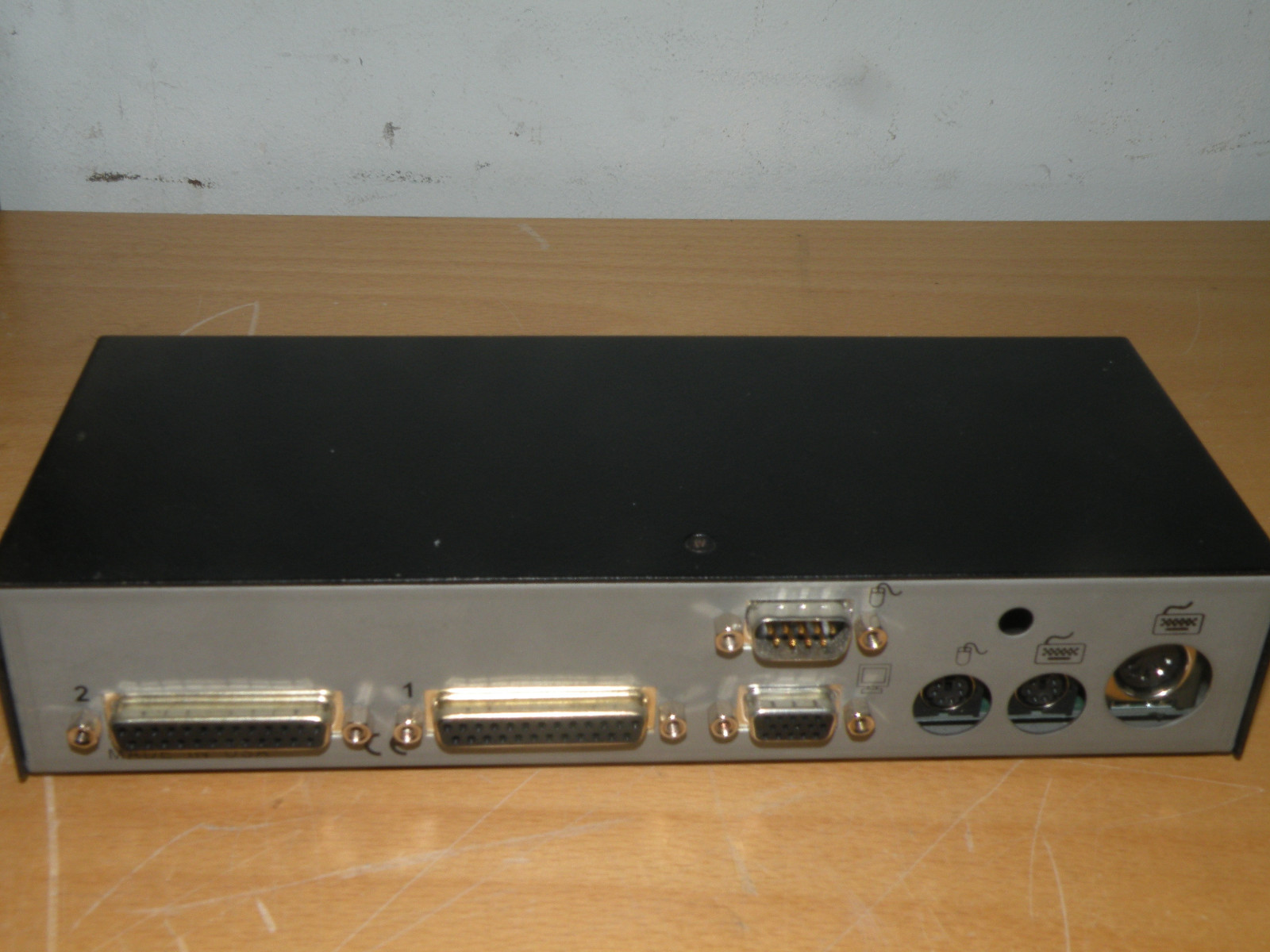 Black Box ServSwitch 2 Port KVM Switch SW621A-R2
