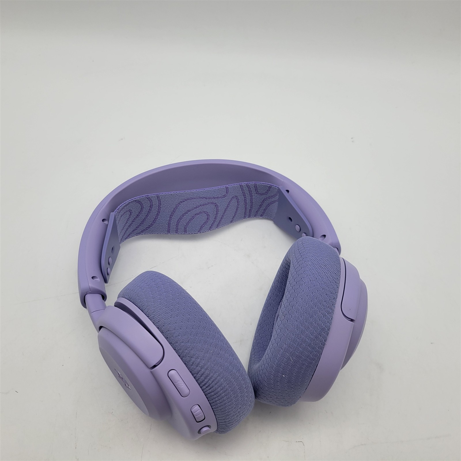 SteelSeries Arctis Nova 3P Wireless Multi-Platform Gaming Headset — Lavender