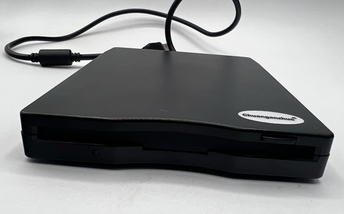 Chuanganzhuo USB External 1.44MB 3.5” Floppy Disk Drive – Windows/Mac Compatible