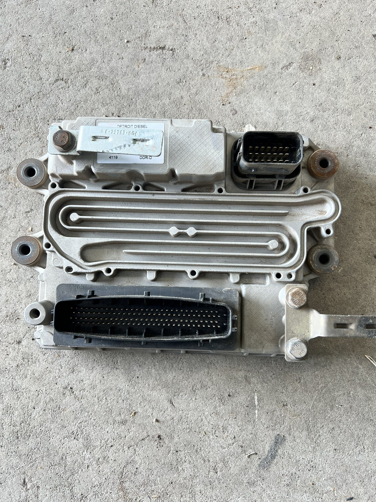 ACM  DDE RA0004461554 DD13 from 2011 Freightliner Cascadia 113  with Detroit