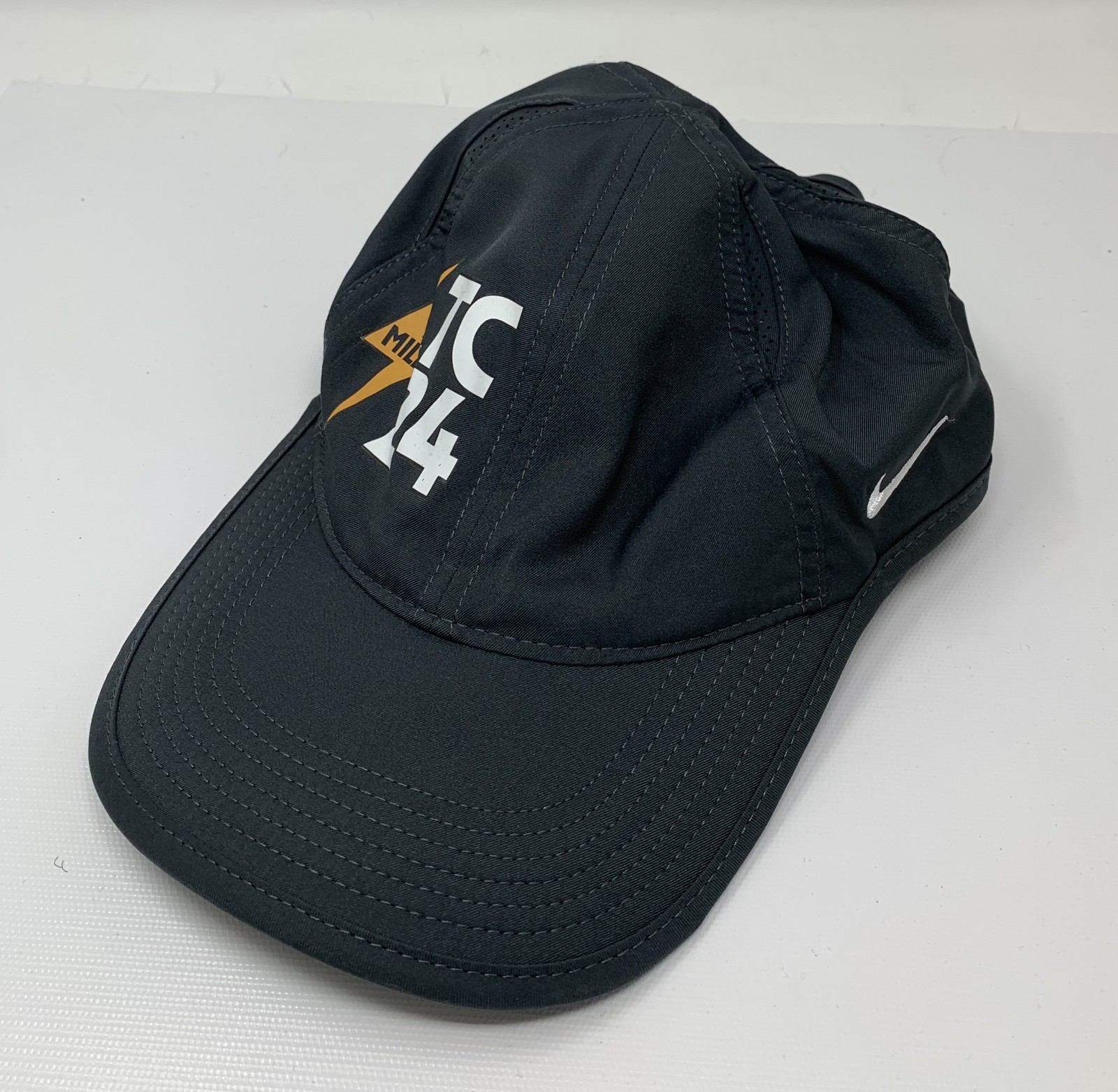 Nike TC24 Running Hat