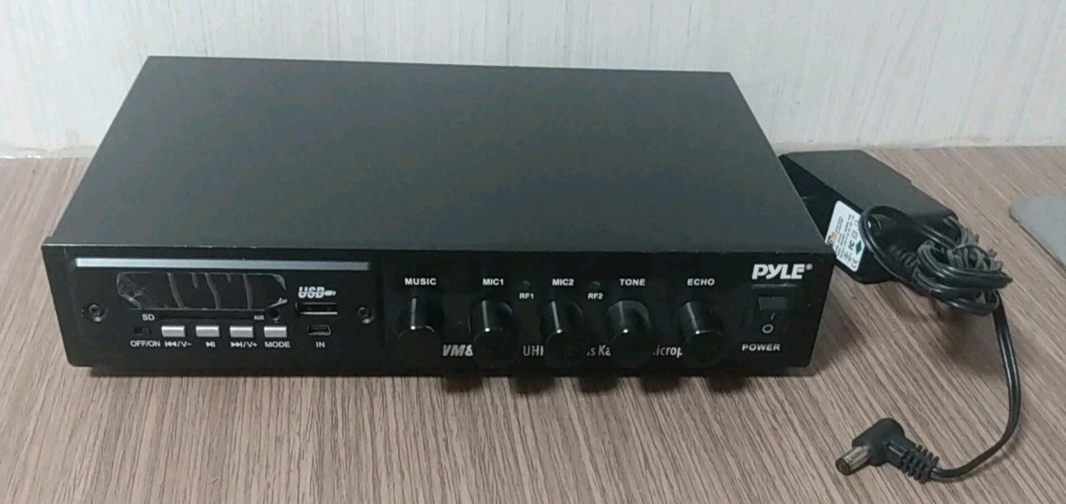 PYLE PDKWM802BU Wireless Microphone & Bluetooth Mixer Receiver