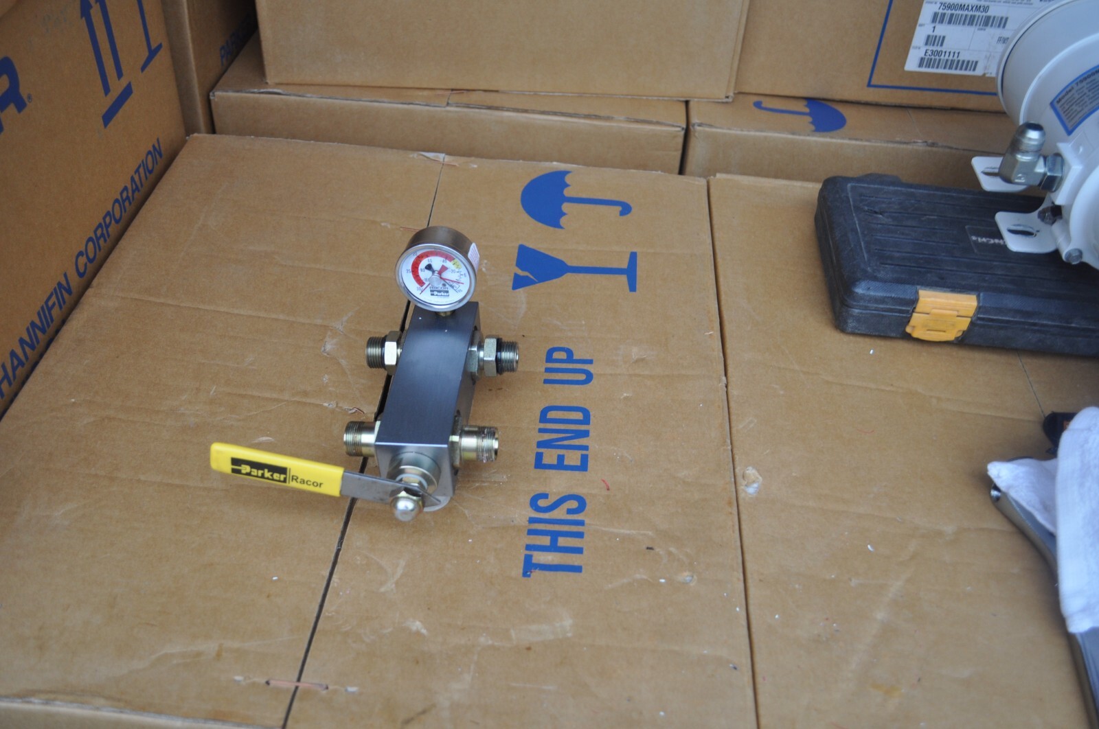 Parker Racor RK 19473 6-Port Valve Assembly NEW  AS REMOVED