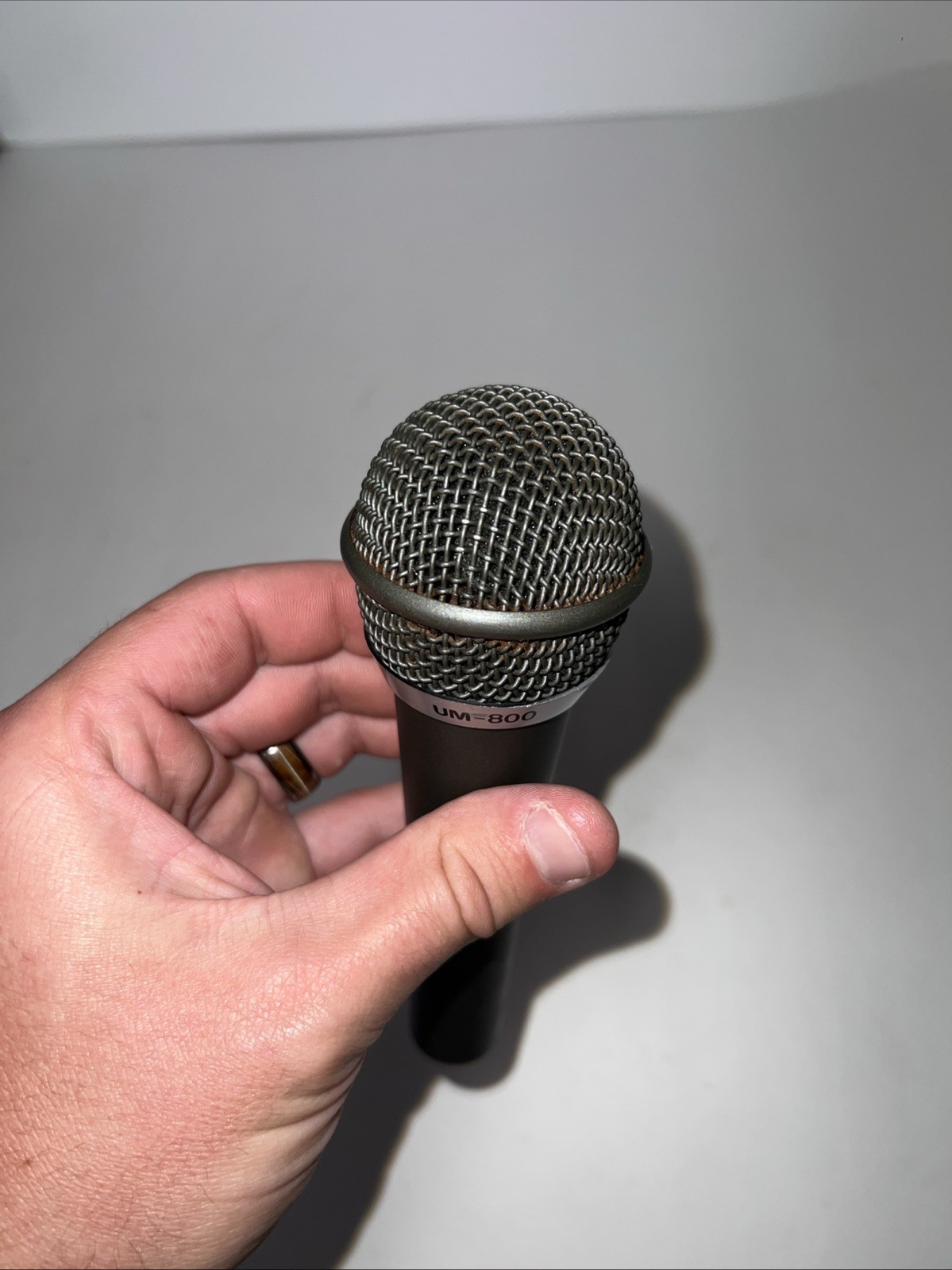 United UM-800 dynamic microphone Onn And Off Switch Tested