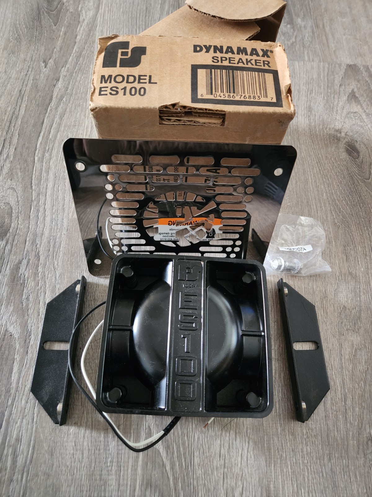 FEDERAL SIGNAL Dynamax ES100  Vehicle Speaker,100W,Black