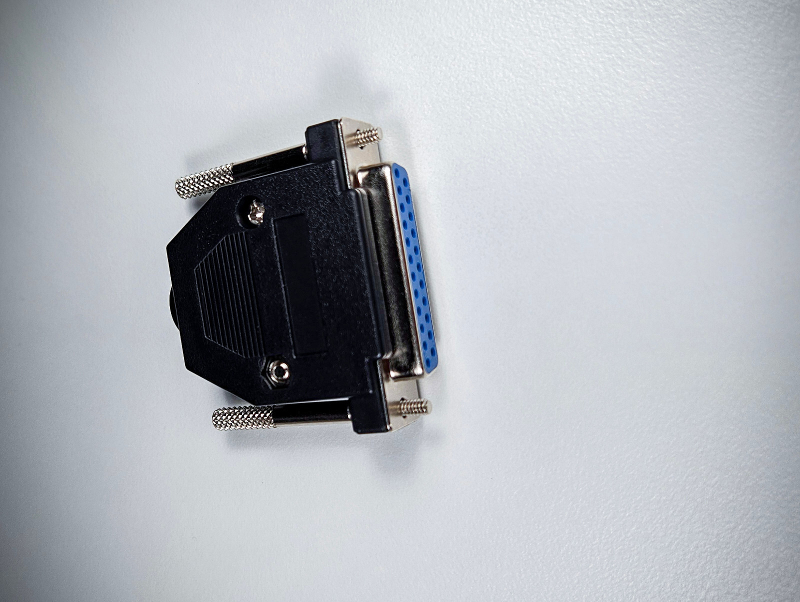 AMIGA VIDEO CABLE CONNECTOR DB23
