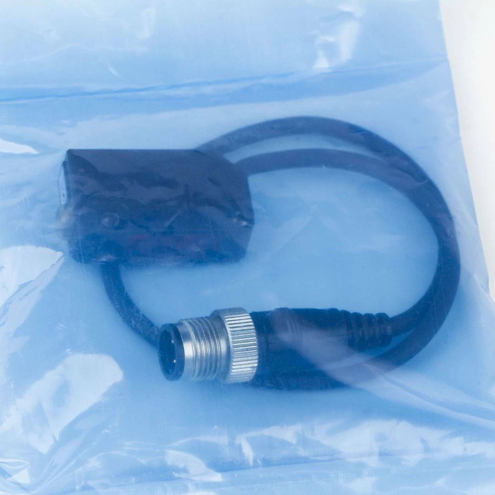 One New Keyence PZ-M33P Photoelectric Sensor Switch PZM33P US Free TAX