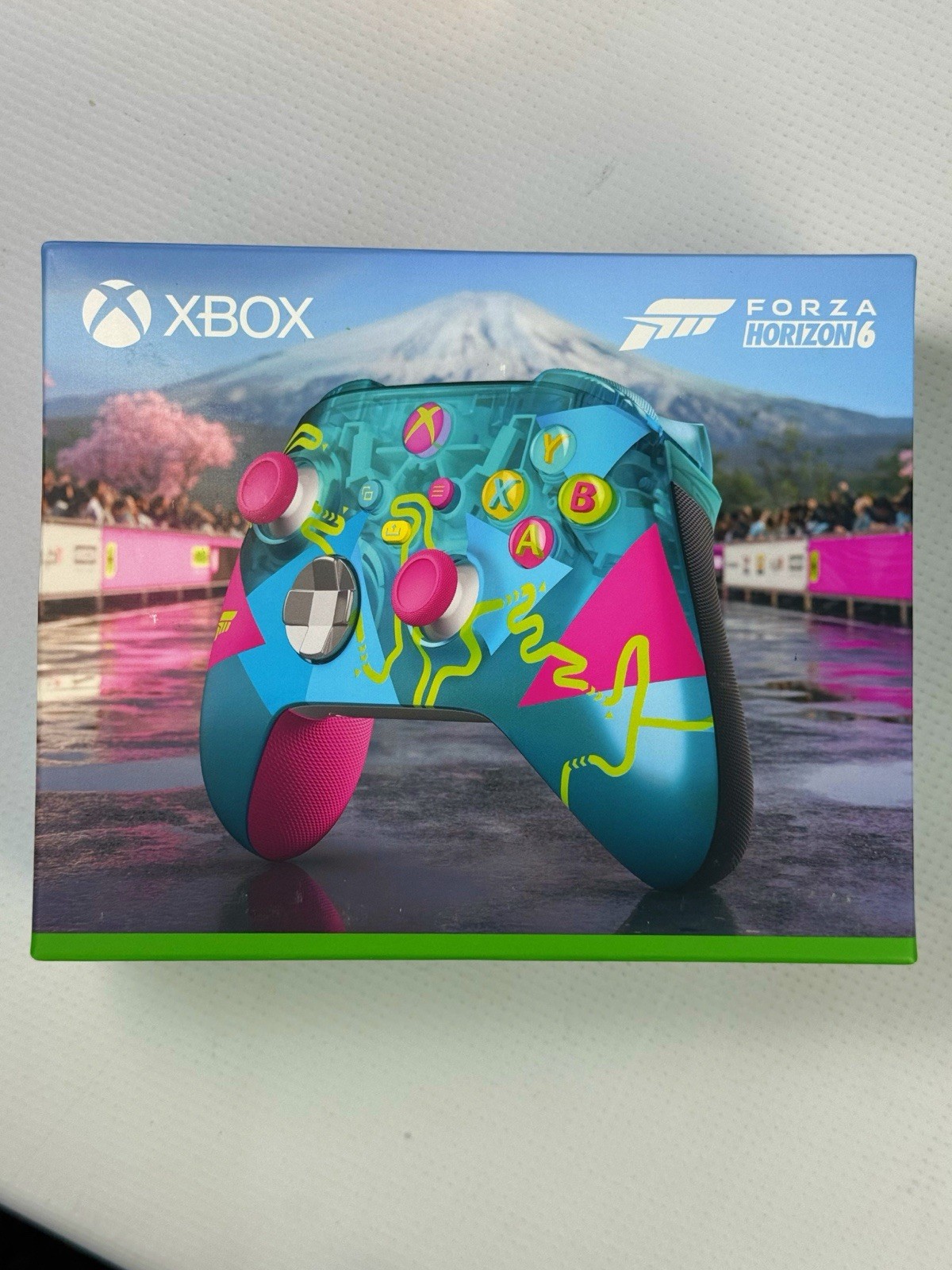 NEW (Open box) Xbox Wireless Controller – Forza Horizon 6 Limited Edition