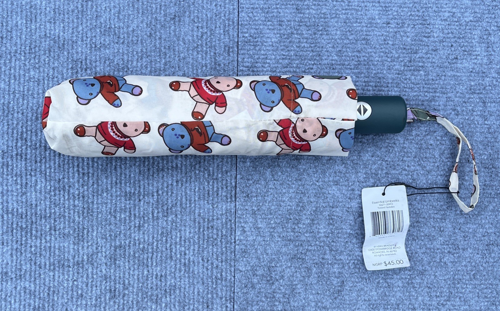Vera Bradley Essential Umbrella in the Tossed Teddies Pattern