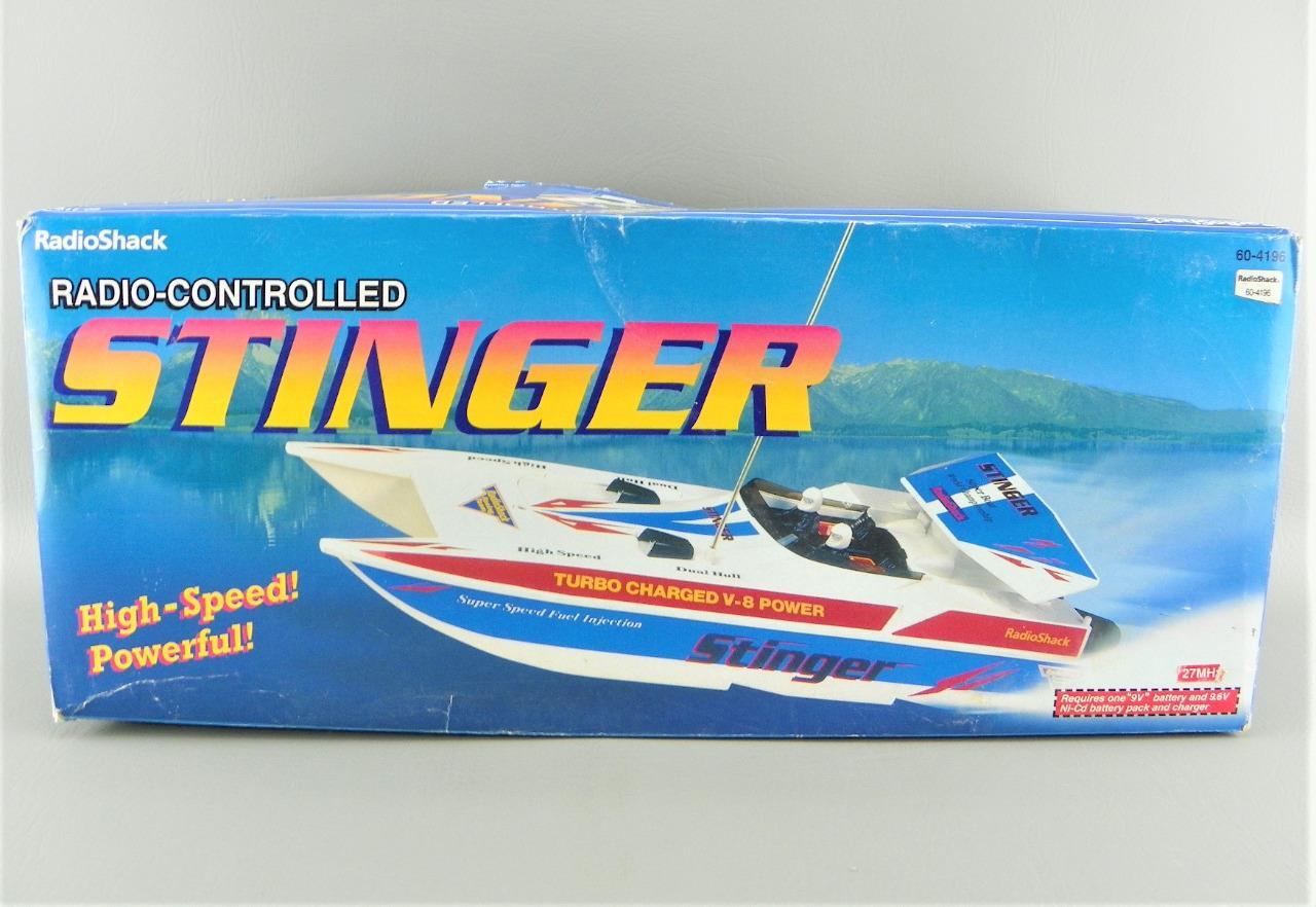 Vintage Radio Shack 60-4196 STINGER R/C Radio Control White Speed Boat Works VGC
