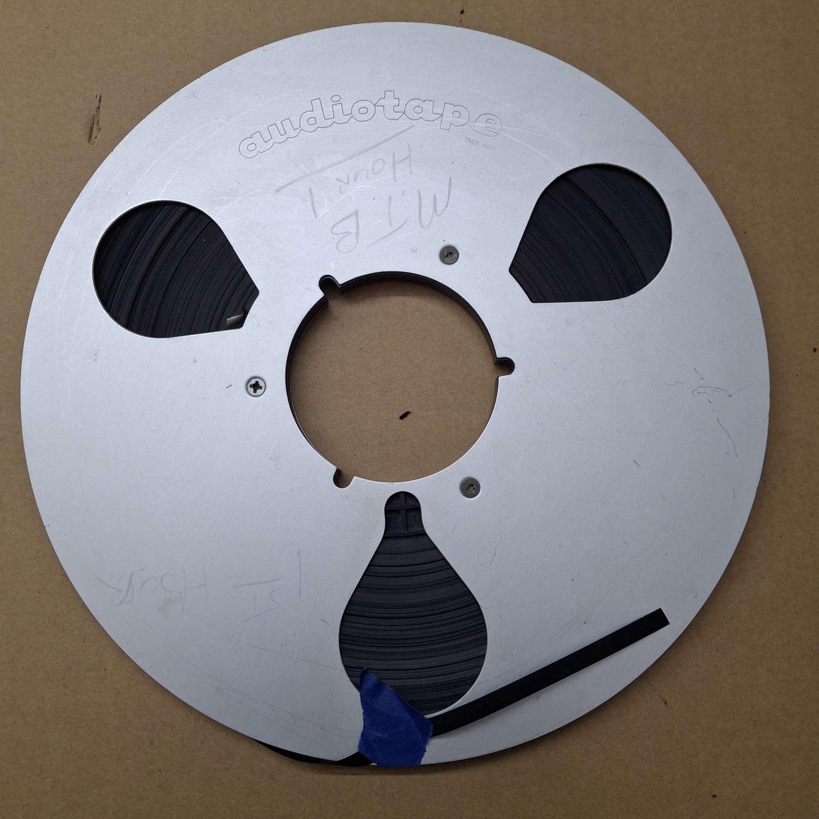 🎞️ Vintage Audiotape Metal Reel 10.5” – Aluminum Reel-to-Reel Tape (Used Studio