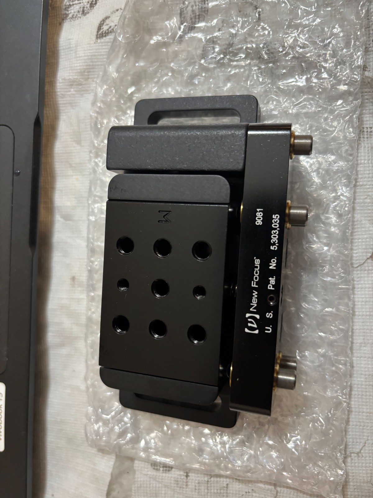 New Focus 9081 Device Alignment Stage