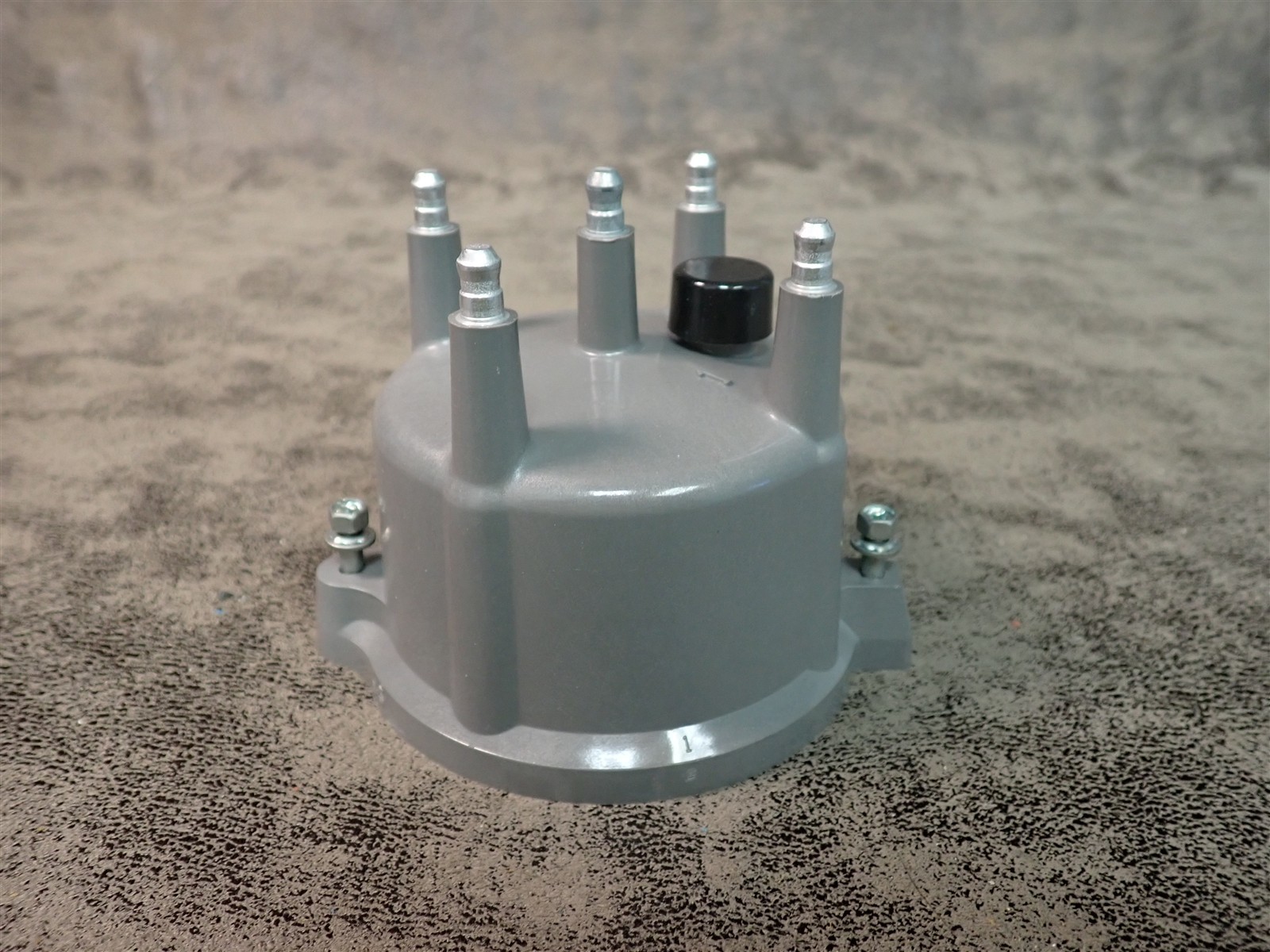 NEW WVE 5D1125 Distributor Cap (SS47)