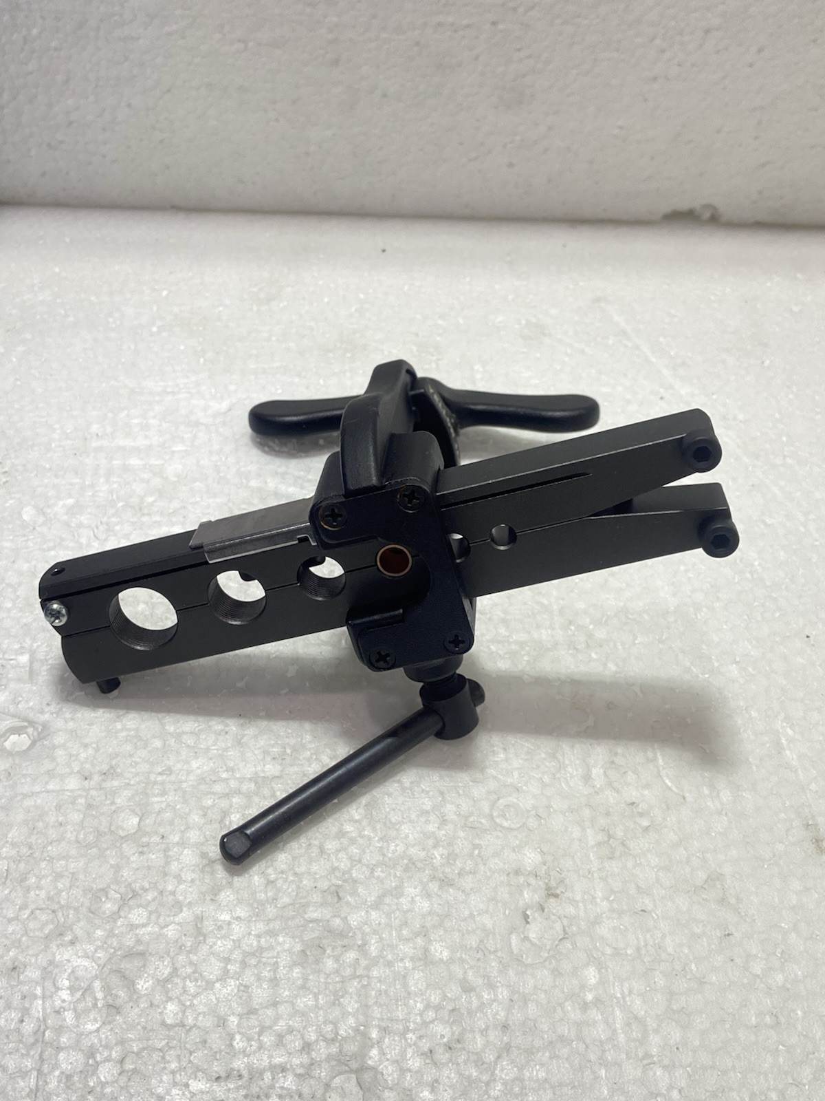 Yellow Jacket 60431 Lightweight Swagging/Flaring Tool (INCOMPLETE)