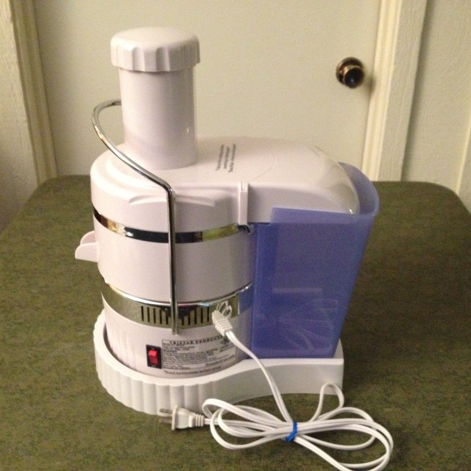 JACK LALANNE’S POWER JUICER WITH PLATFORM & EXTRA CUTTING BLADE