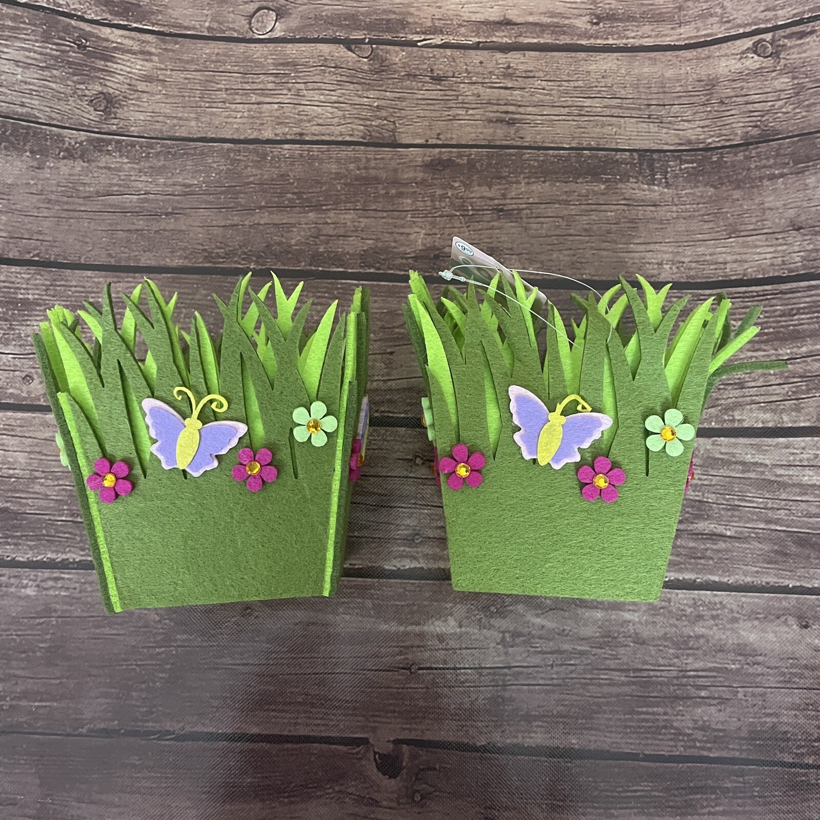 Set of 2 Easter Small Felt Basket Grass Butterfly Floral New