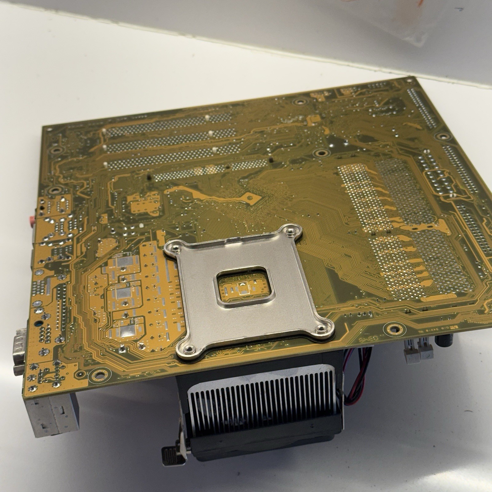 Asus P4SD-LA Motherboard