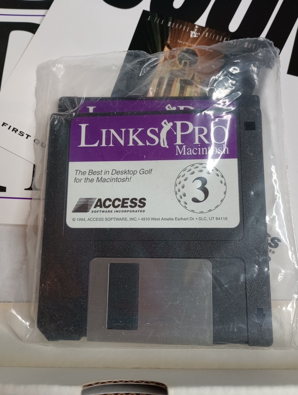 Links Pro Macintosh CD-Rom by ACCESS Software, Inc. 1994. Complete. Untested