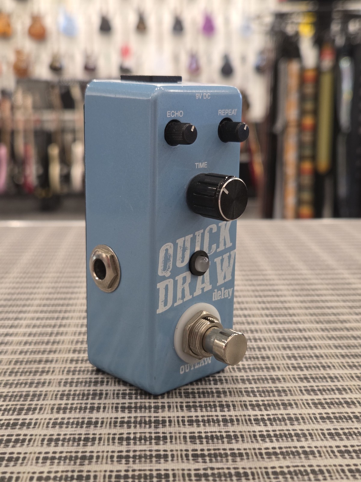 Very Good Outlaw Effects Quick-Draw Delay Effects Pedal