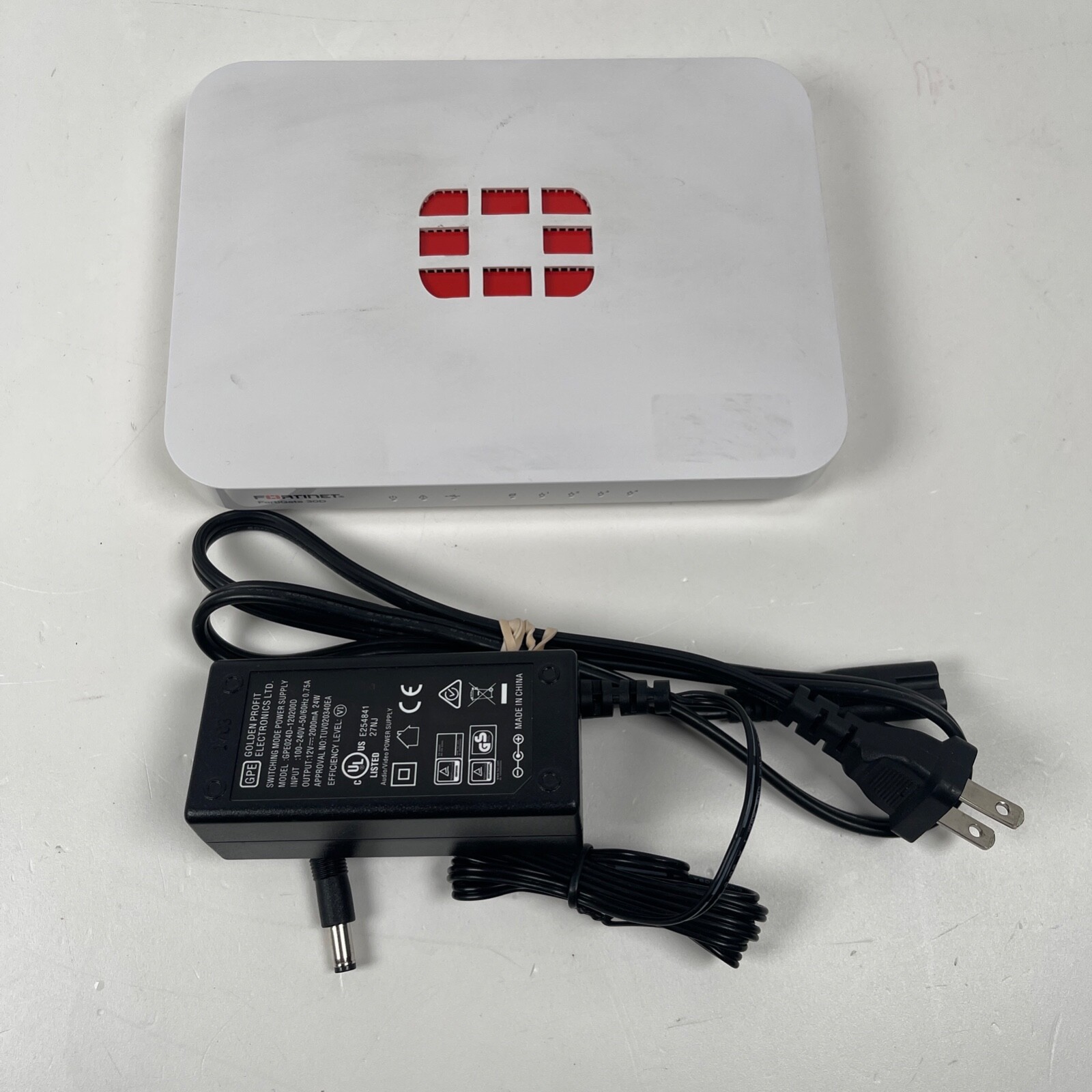 Fortinet FortiGate FG-30D FireWall w/ Power Supply