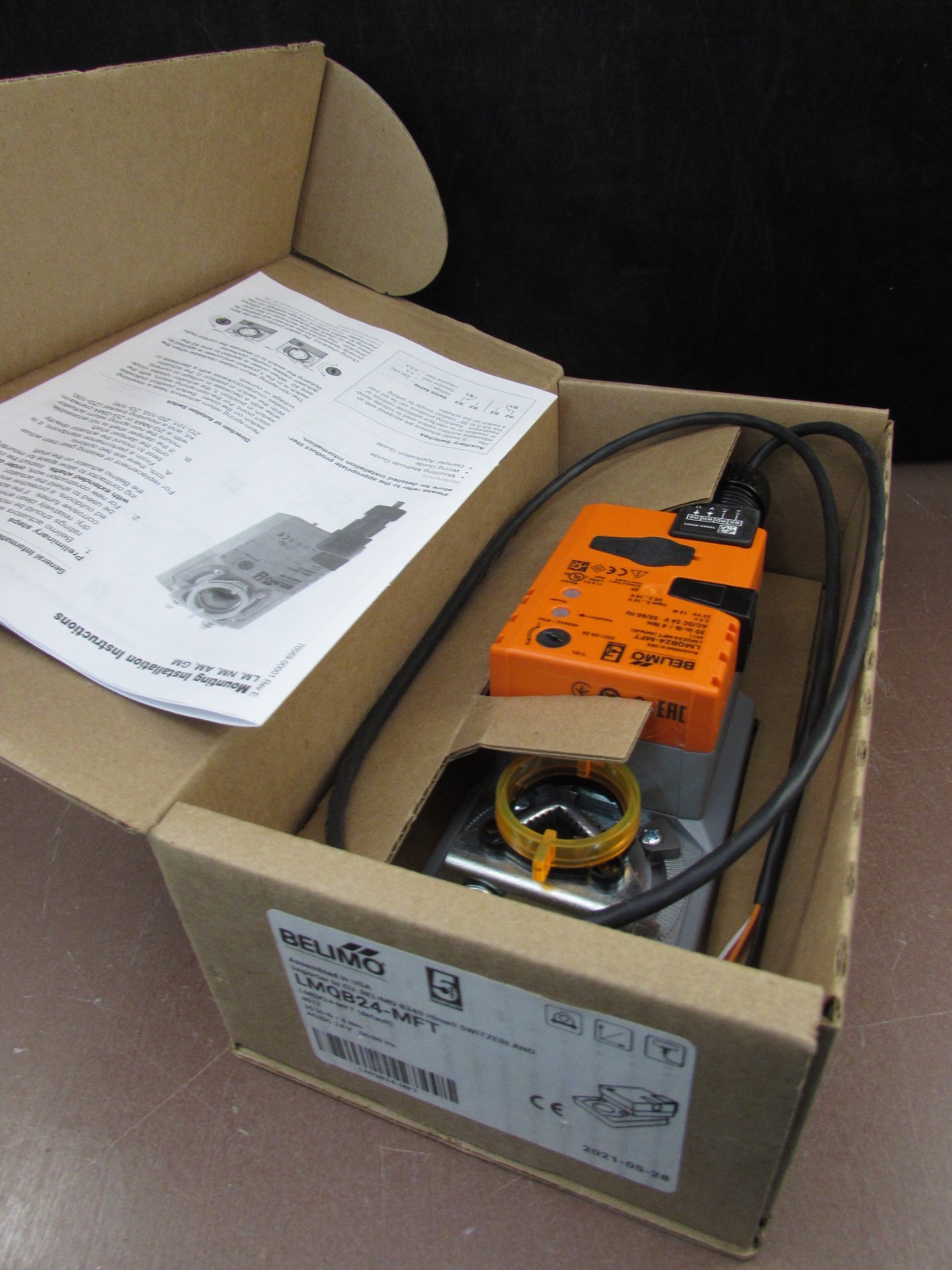 Belimo AMQB24-1 Damper Actuator 140 in-lb  AC/DC 24 V